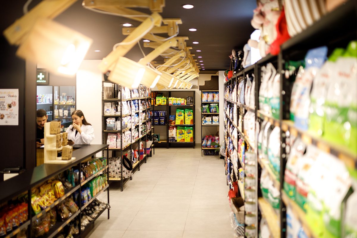 como montar loja de ração com simplesvet